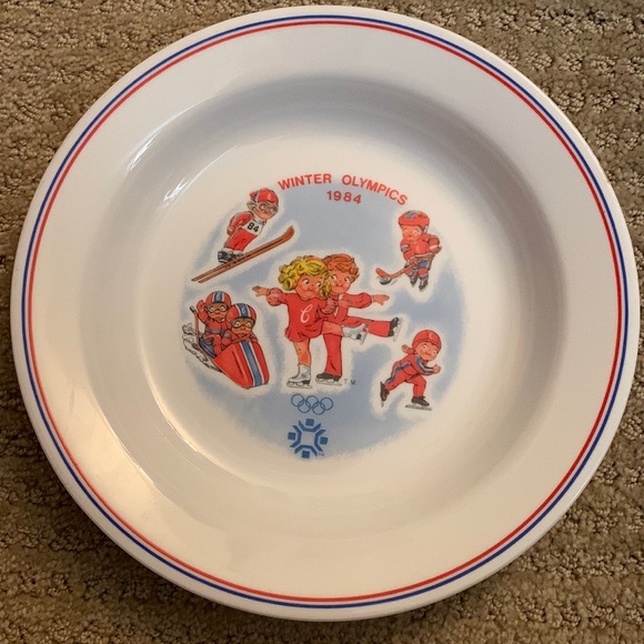 2 Campbell Soup Bowl Winter Olympics - Picture 1 of 13